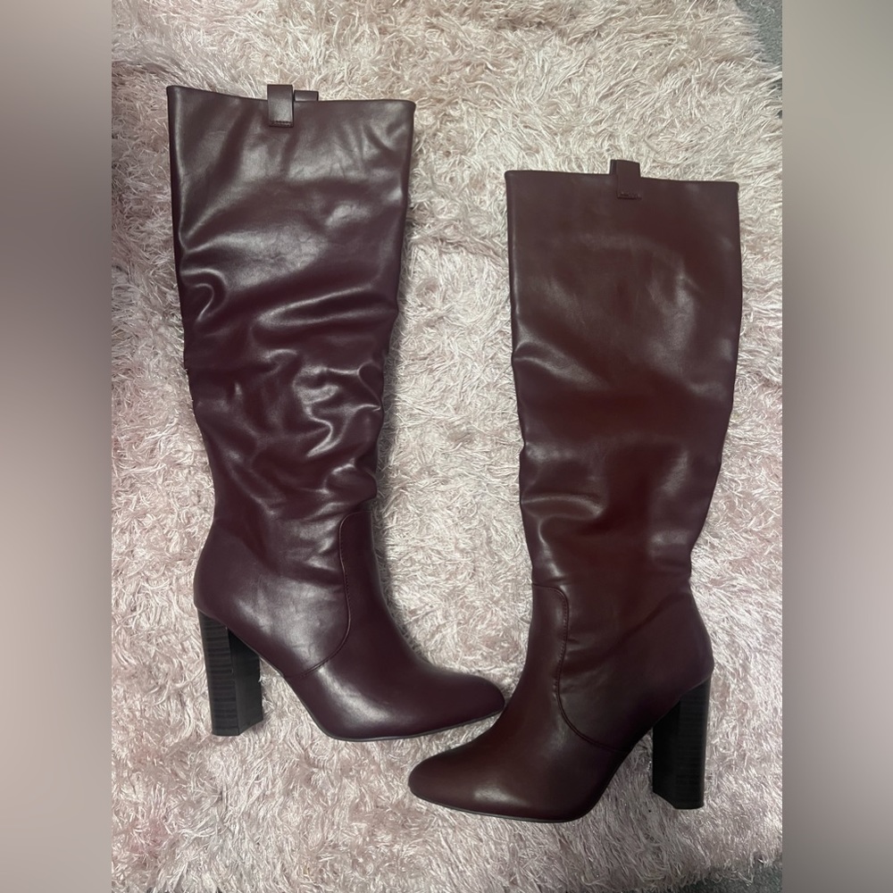 Burgundy justfab boots size 8.5